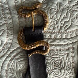 Gucci Men's Black Belt with brass snake buckle